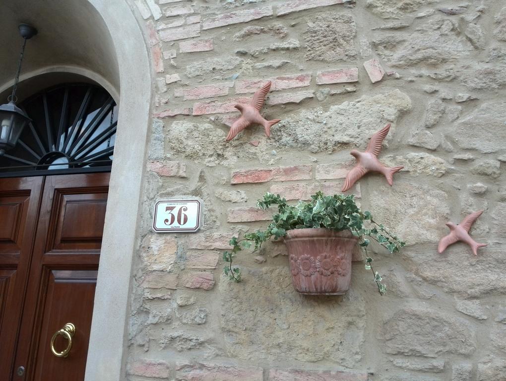 Apartamento Casa Ricciardi Chianni Habitación foto