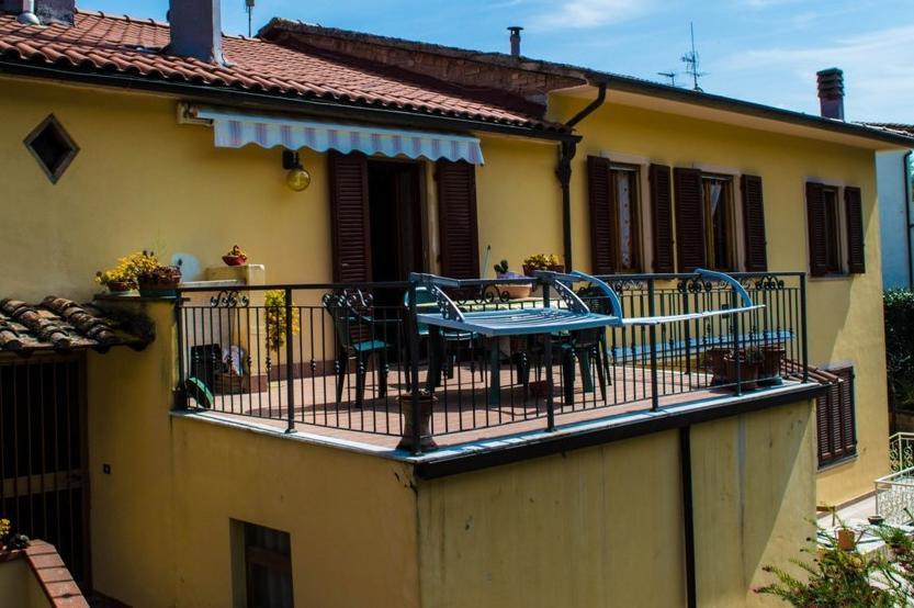 Apartamento Casa Ricciardi Chianni Habitación foto