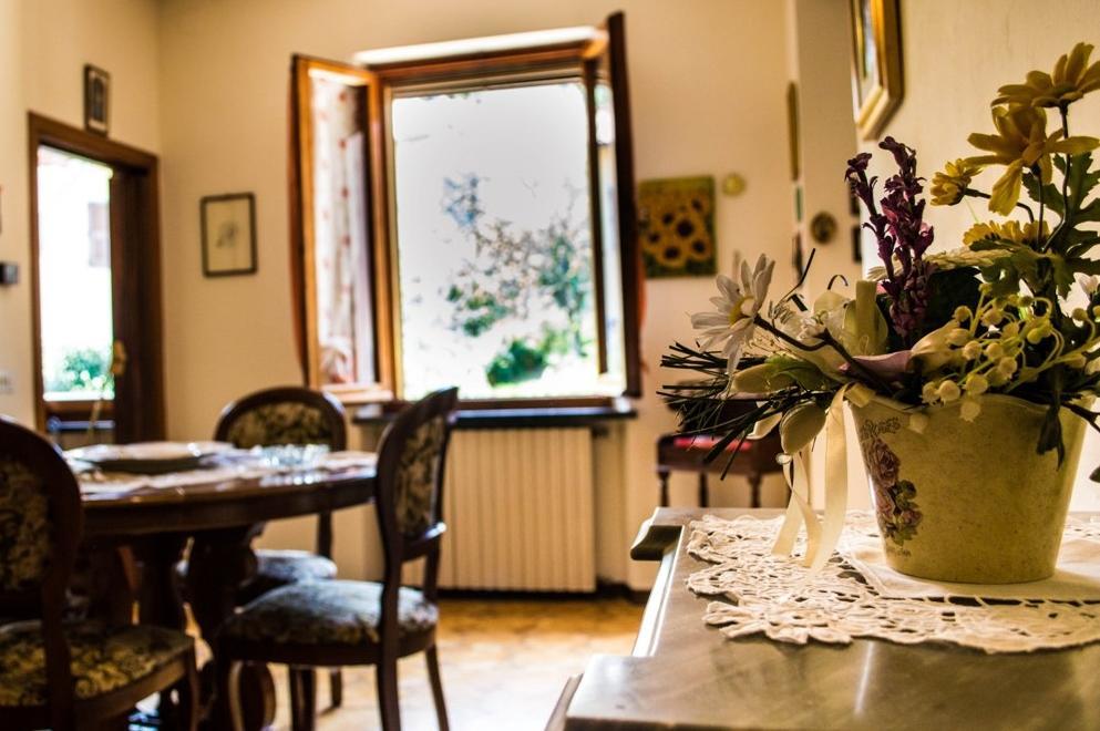 Apartamento Casa Ricciardi Chianni Habitación foto