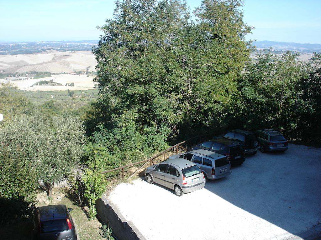 Apartamento Casa Ricciardi Chianni Exterior foto